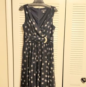 Jessica Howard Midi Dress